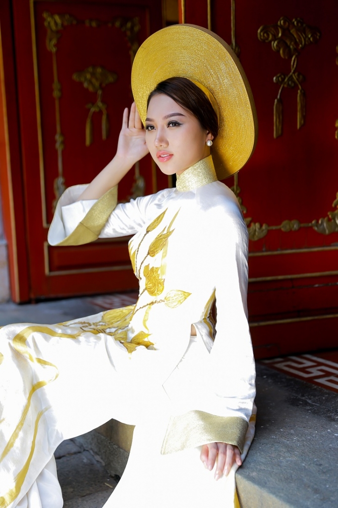 hoang thu thao mang tinh yeu ao dai den voi hoa hau dai su du lich the gioi