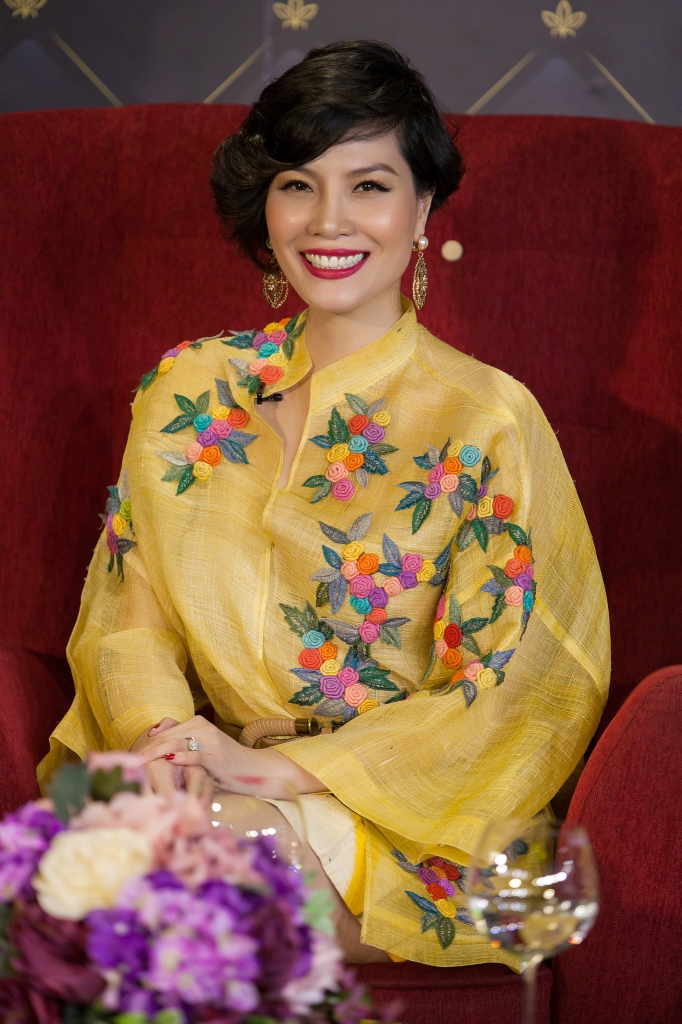 vu cam nhung toi tung bao chong bo minh di lay vo khac vi khong sinh duoc con