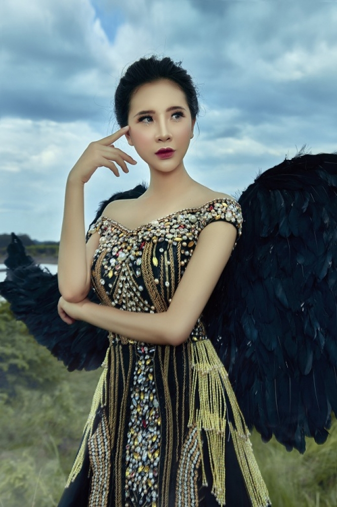 quy nh nhu hoa thien than mau den