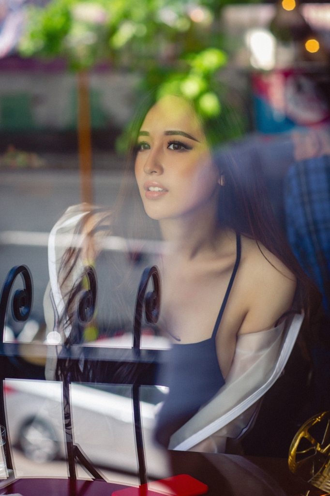 mai phuong thuy 12 nam sau khi dang quang hoa hau viet nam