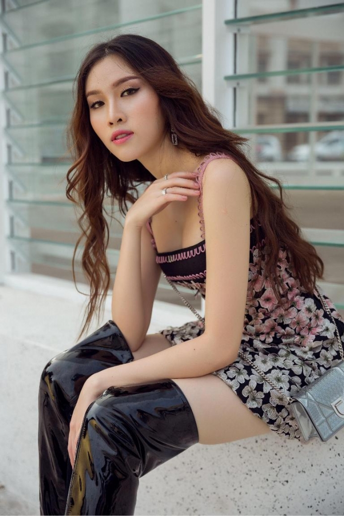 thanh thanh huyen khoe chat thoi trang street style sanh dieu don he