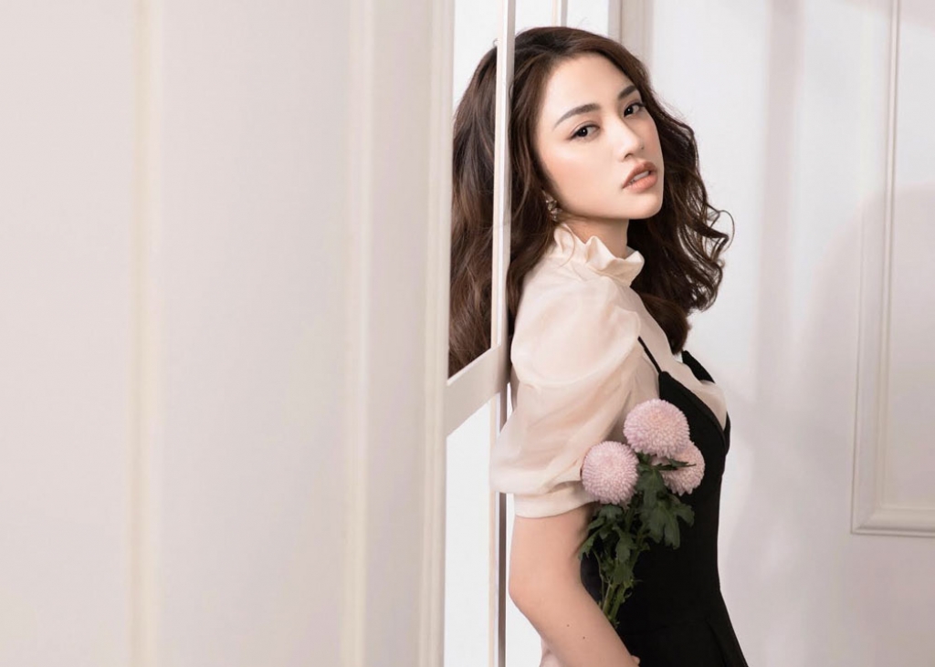 thien nga ngot ngao e ap tua doa hoa hong trong bo anh moi