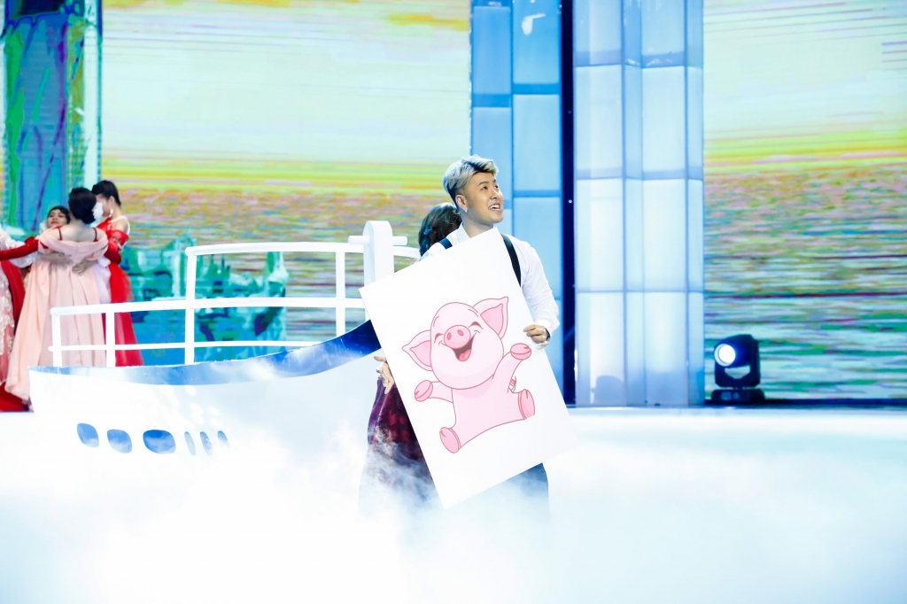 akira phan ta i hien titanic phien ba n cap doi ha i huo c