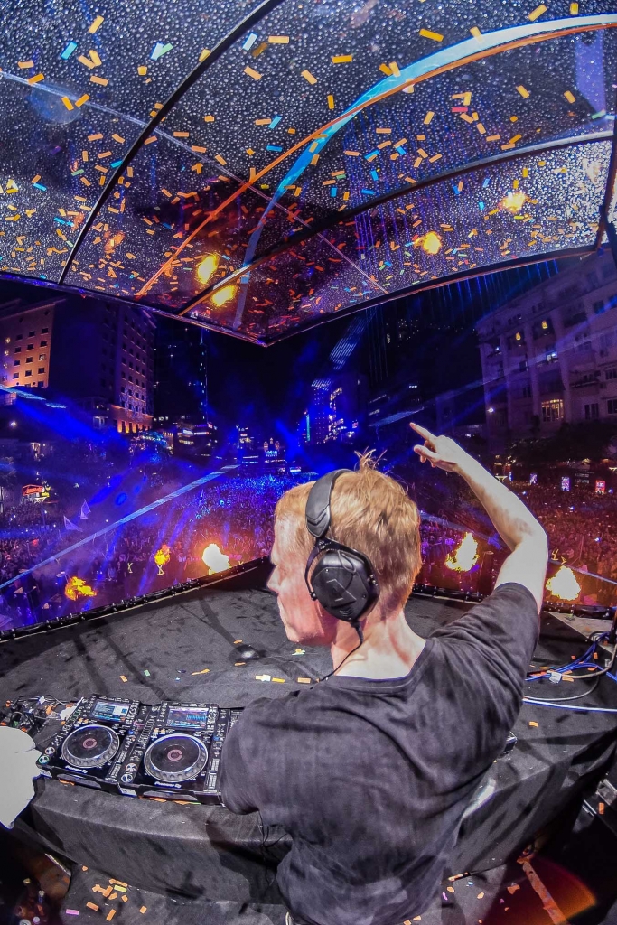 ravolution music festival by jetstar 2018 hoanh trang cuong nhiet an toan va van minh