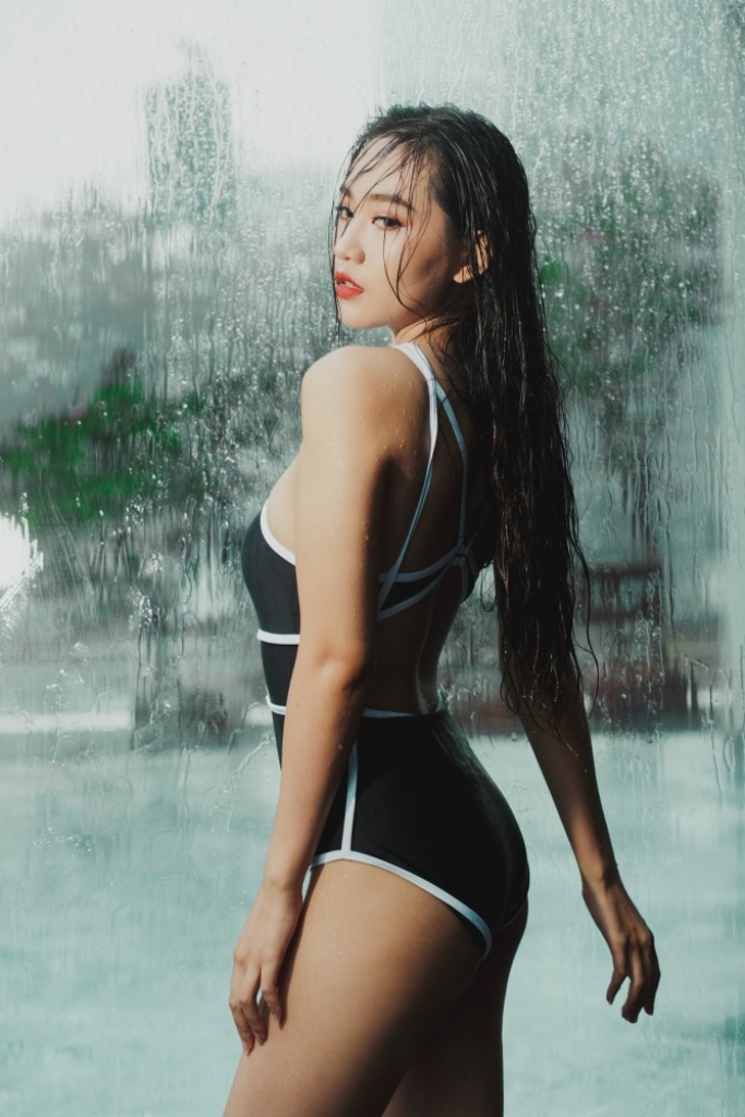 song ngu khoe bo hinh nong bong cung quyet tam chinh phuc guong mat dien anh nam nay