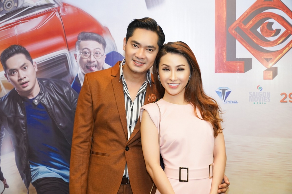 minh luan than mat voi nguoi tinh man anh
