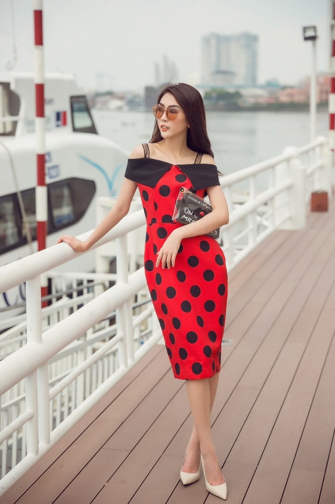 mua he nay phai mac cham bi dep nhu hoa hau tuong linh