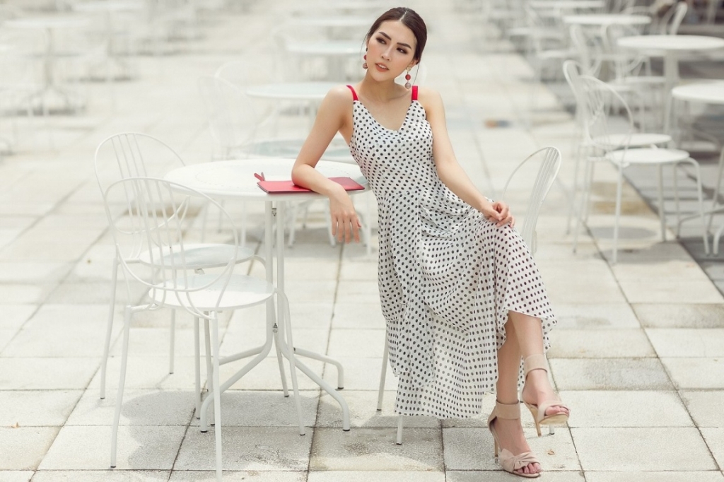 mua he nay phai mac cham bi dep nhu hoa hau tuong linh