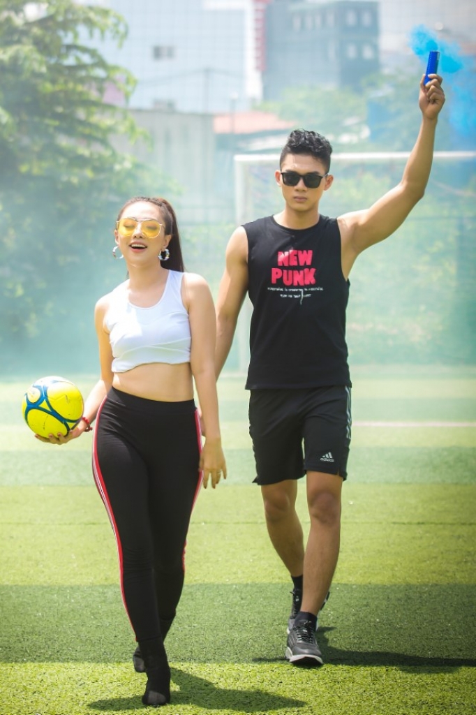hoa vao khong khi world cup 2018 miko lan trinh tung mv oh yeah bong mat