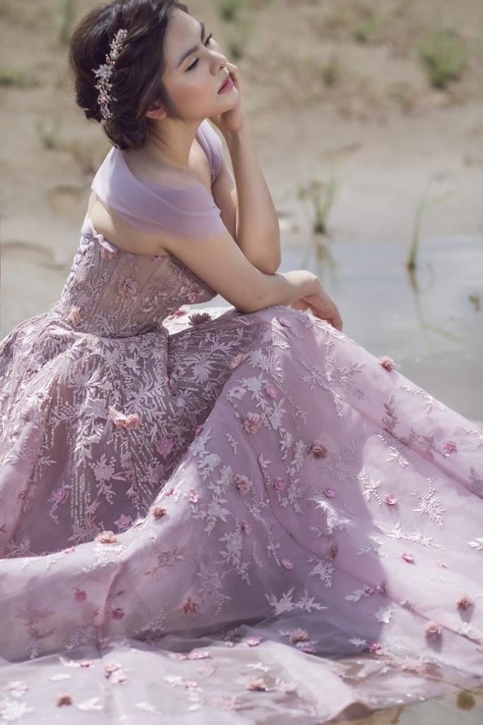 van trang lot xac voi gout thoi trang moi