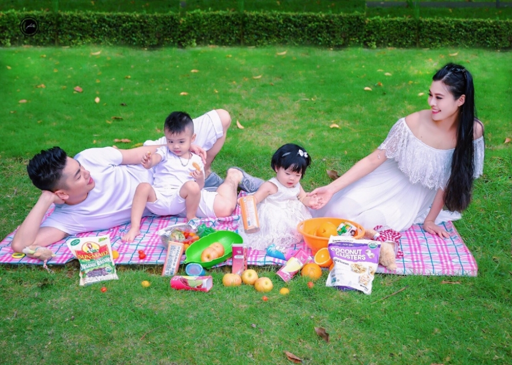 phu nhan mc en vang tuan anh doat danh hieu a hau 1 hoa hau phu nhan the gioi nguoi viet 2017