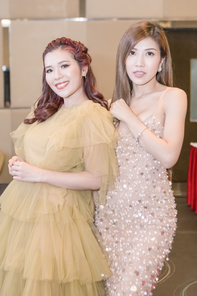 ca si nguyen kieu oanh ke lai viec bi te liet day than kinh mat giong hat hoan toan