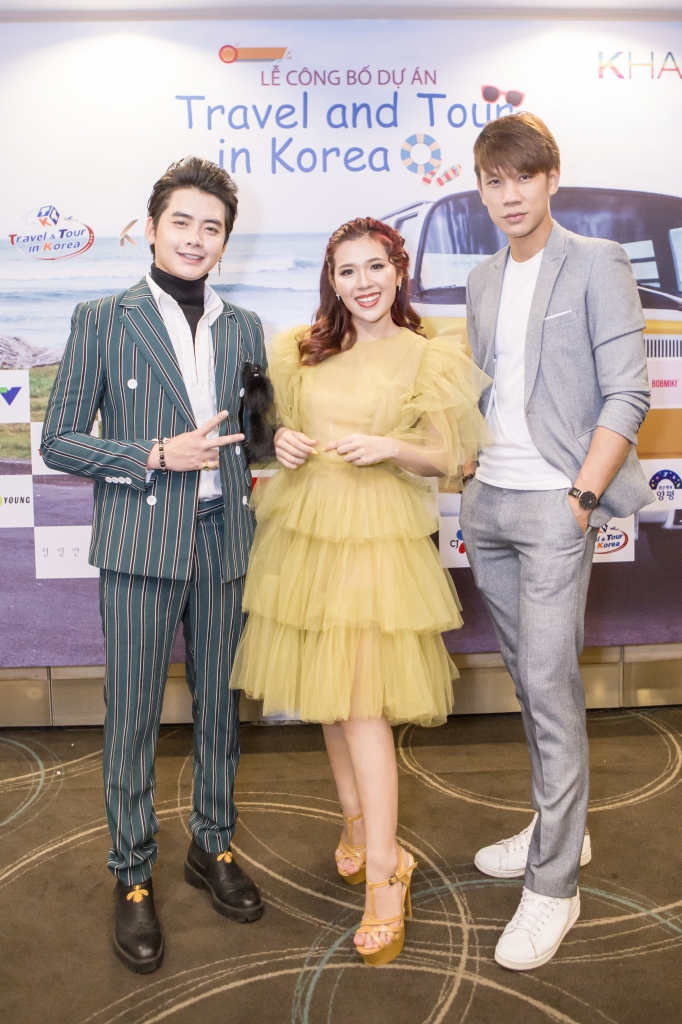 ca si nguyen kieu oanh ke lai viec bi te liet day than kinh mat giong hat hoan toan