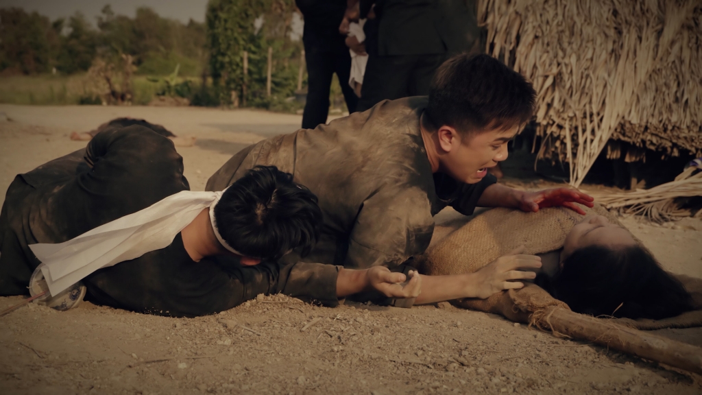 khuu huy vu ra mat mv day nuoc mat ve tinh mau tu nhan dip 83