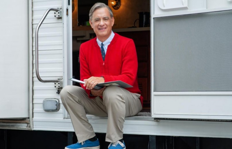 Bộ phim do Tom Hanks đóng có tựa chính thức "A beautiful